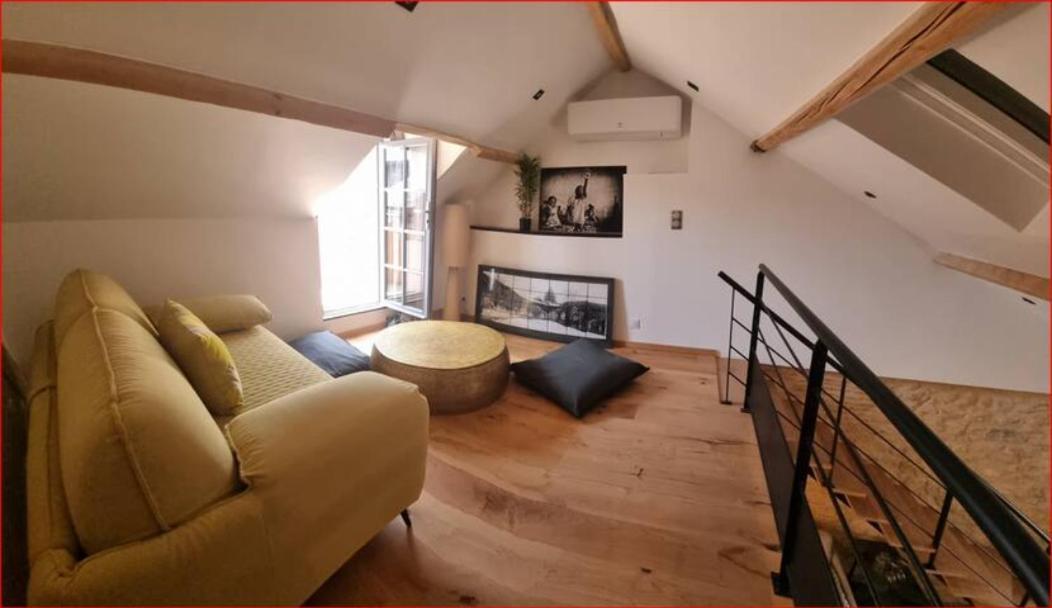 Appartement Avec Terrasse & Parking Sarlat Centre Exterior photo
